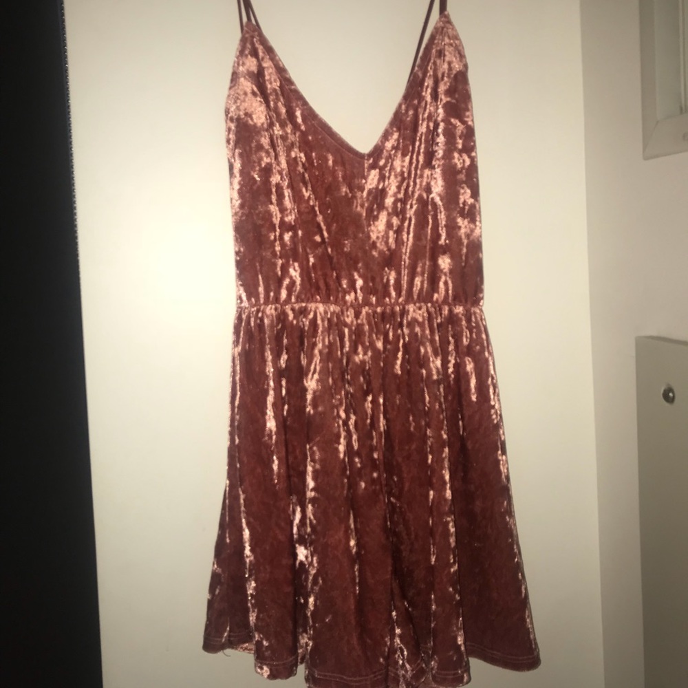 L.A. Hearts Velvet open back romper